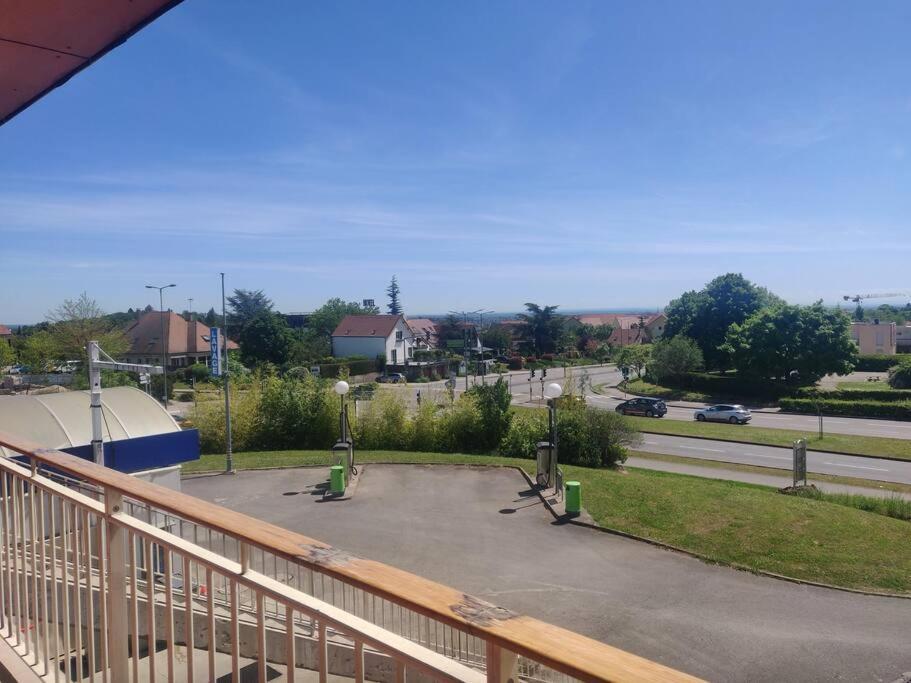 Maison Spacieuse Avec Billard Balneo Piano Talant Exterior foto